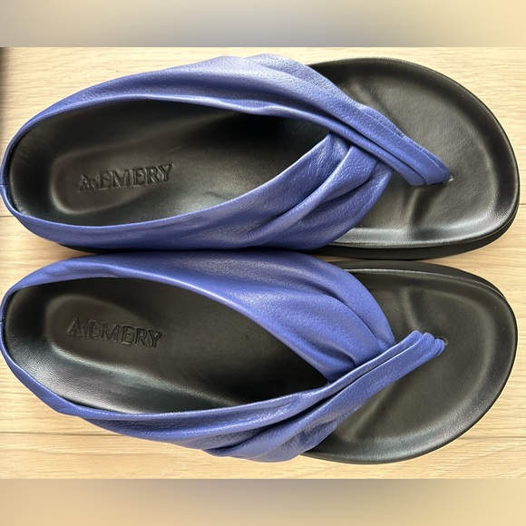 A. Emery Shaw leather sandal, NWOT - Picture 1 of 10